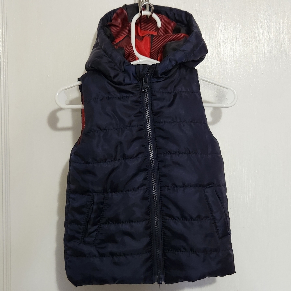 Boys Size 6-12 Months DIP Brand Vest With Hood